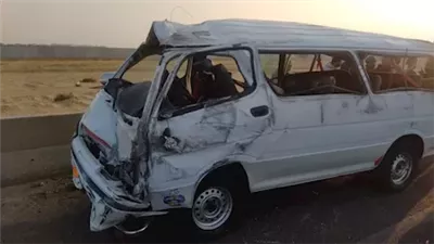 بالأسماء.. إصابة 9 أشخاص إثر انقلاب ميكروباص في بني سويف