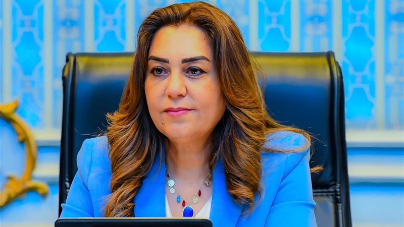 الدكتورة منال عوض