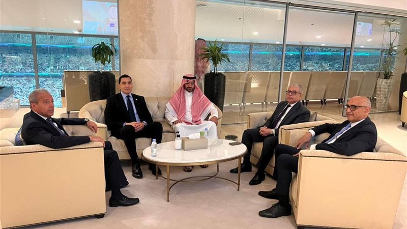 وزير الشباب والرياضة