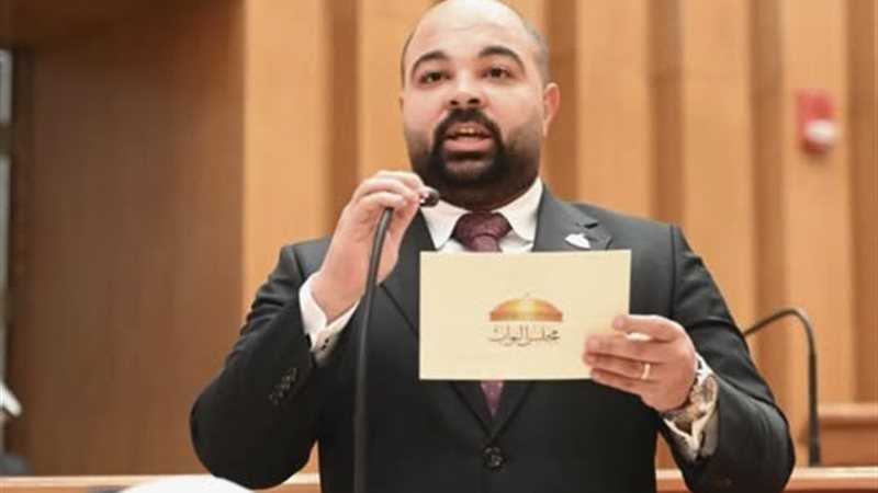  النائب محمد طارق