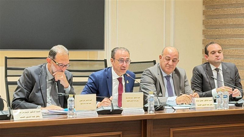 اجتماع لجنة الصحة