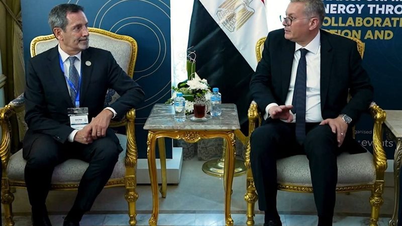 وزير البترول