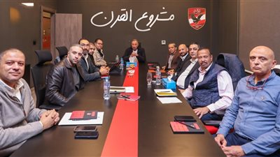 الخطيب يجتمع مع شركتي الأهلي للمنشآت والقلعة الحمراء