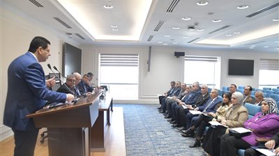 البرلمان يناقش تأخر اللائحة التنفيذية لقانون التخطيط العام وربطها بالإدارة المحلية