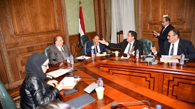 برلماني: الاتفاق على لجنة لتجهيز طوارئ مستشفى سوهاج الجامعي تمهيدًا لعودة الخدمة