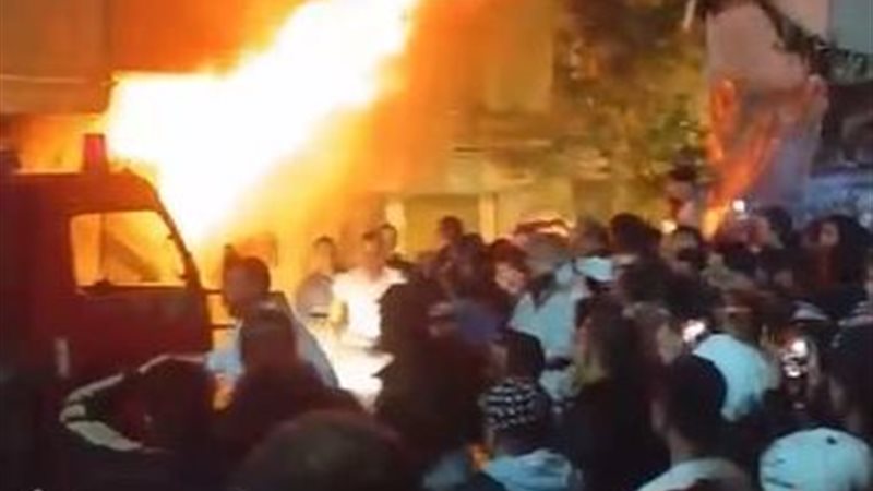 جانب من الحريق 