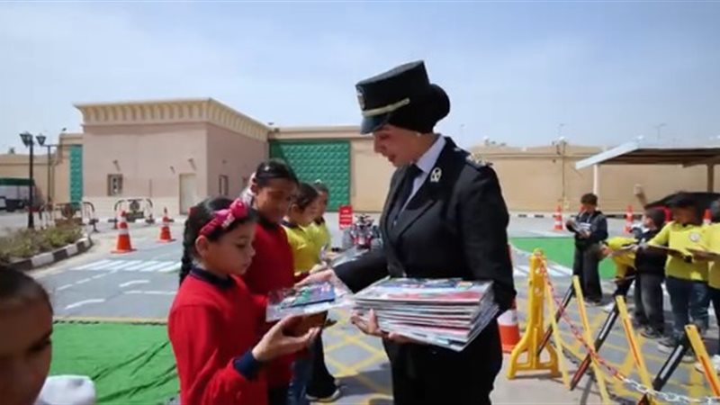 الداخلية تحتفل بيوم اليتيم 