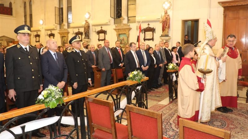 محافظ القاهرة يشهد