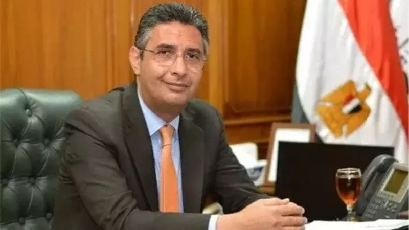  الدكتور شريف فاروق وزير التموين 