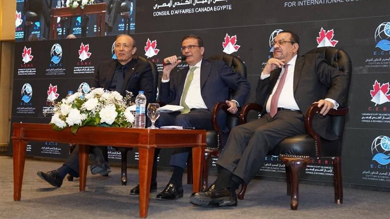 وزير الزراعة خلال