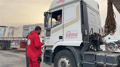 مصر تواصل دعم غزة.. قافلة «زاد العزة» تحمل آلاف الأطنان من الغذاء والدواء والوقود