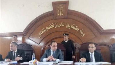 المؤبد لأم أنهت حياة طفلتها خنقًا انتقامًا من طليقها بالبحيرة