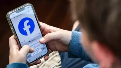 اليونان تحظر مواقع التواصل لمن هم دون 15 عامًا