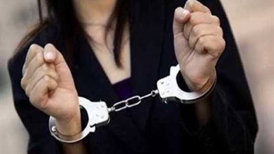 سقوط ربة منزل استولت على 104 آلاف جنيه من بطاقة ائتمانية لطالب صيني 