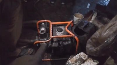 ضبط 15 ألف لتر زيت طعام مستعمل قبل إعادة تدويره بالمنيا 