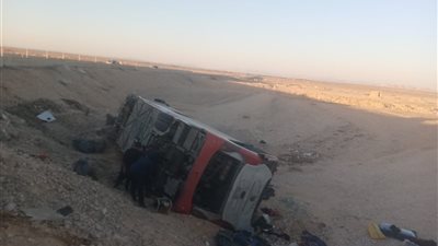 جميعهم سودانيين قادمين من القاهرة.. ننشر أسماء مصابي حادث انقلاب أتوبيس في قنا