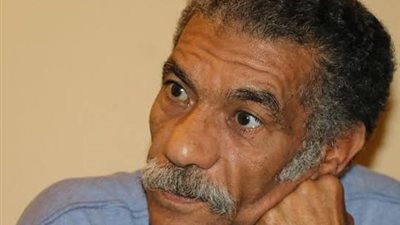 الموت يفجع الفنان سيد رجب في والد زوجته