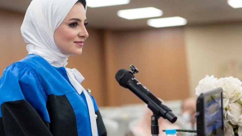 إسراء العقاد