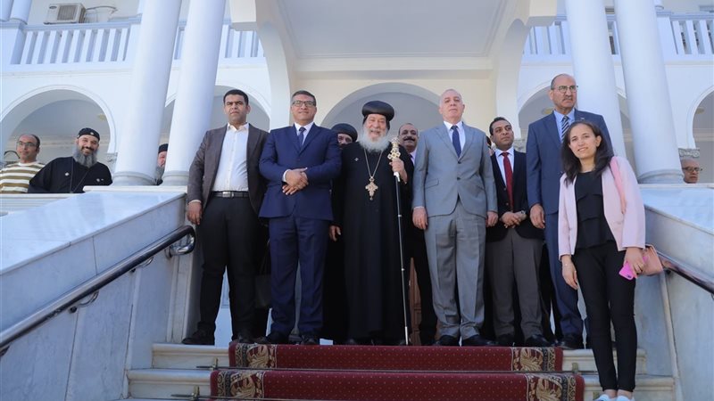 محافظ قنا ومدير الأمن