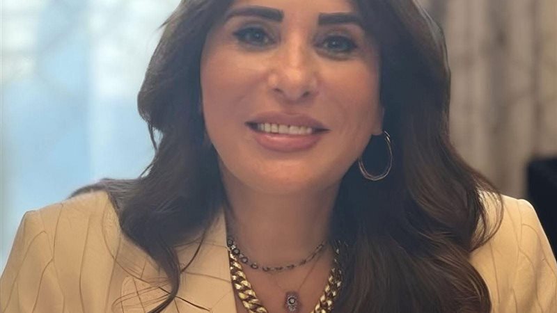 وزير الإسكان 