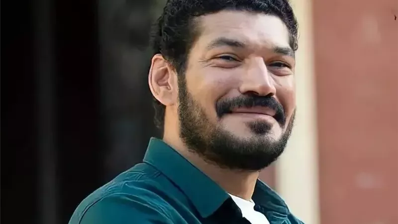  الفنان باسم سمرة