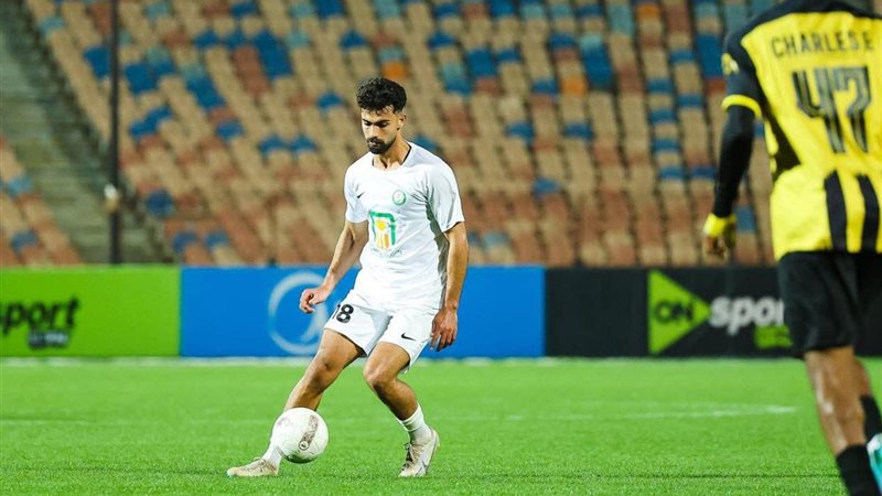 احمد رضا لاعب البنك