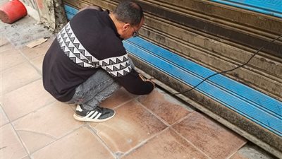 ضربات رقابية حاسمة بالقاهرة.. غلق 51 محلًا مخالفًا وإعدام أغذية فاسدة بعابدين