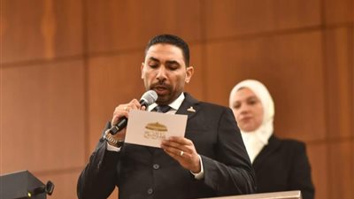 بعد واقعة خطف رضيعة الحسين.. برلماني يطالب بالتحقق من هوية المنتقبات داخل المستشفيات 