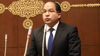 اللمعي: تدهور طريق بورسعيد – دمياط يهدد الأرواح ويعطل حركة النقل والتجارة