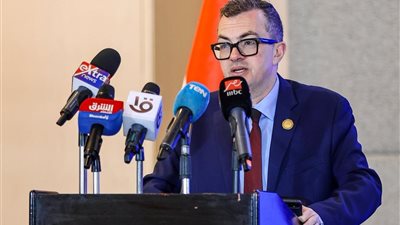 قناة السويس تتحول إلى قلب الاستثمار العالمي.. ورستم يطلق خريطة جذب جديدة