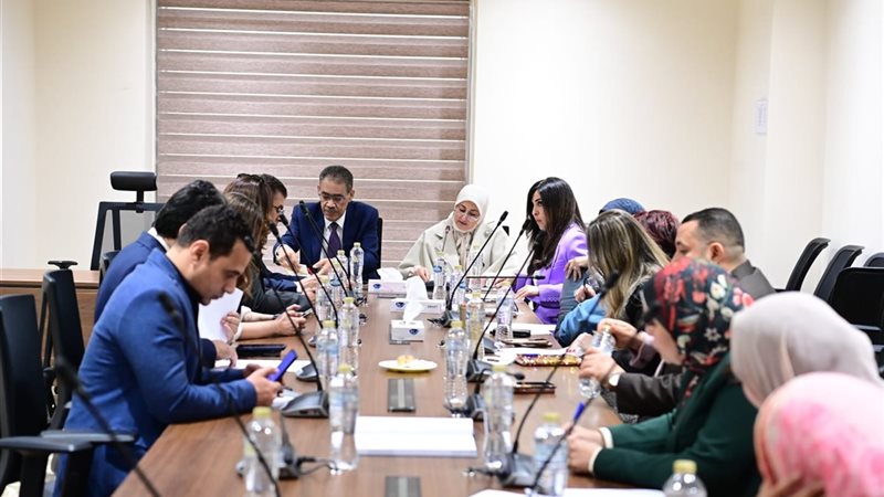 اجتماع لجنة الإعلام