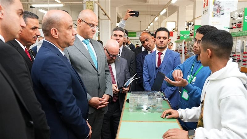 وزارة العمل 