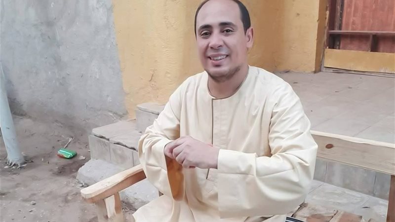 إمام المسجد المجني