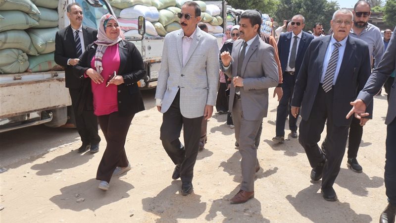 محافظ سوهاج يتابع توريد الاقماح