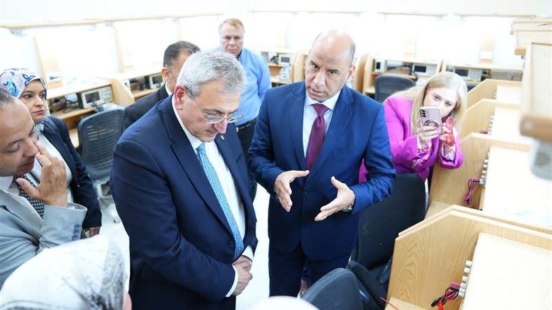 وزارة العمل 