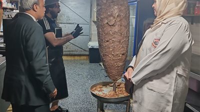 ضبط مواد غذائية مجهولة المصدر خلال حملات تفتيشية بالشرقية 