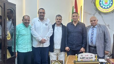 وكيل «شباب الدقهلية» يبحث مع وفد كرة القدم سبل تطوير الرياضة