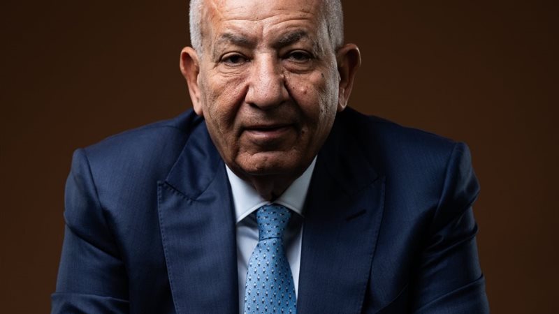 كامل أبو علي