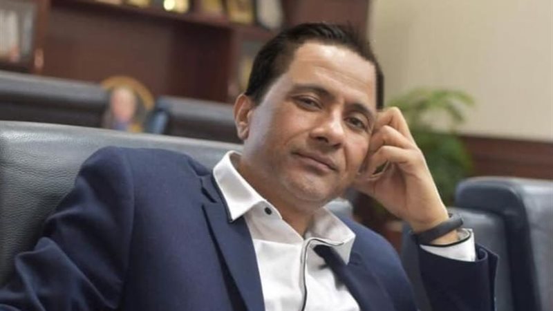 الكاتب الصحفي أبو السعود محمد 