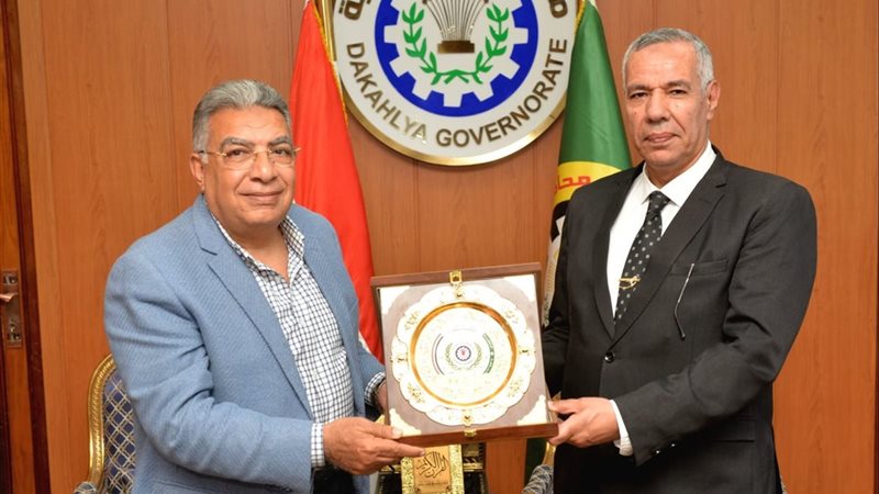 تكريم رئيس السنبلاوين