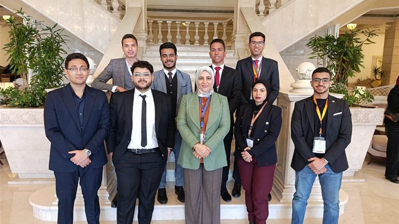 وفد من جامعة المنيا