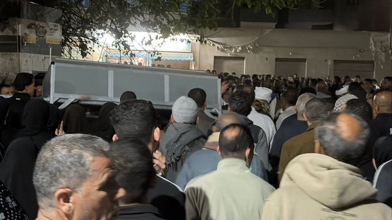 جانب من الجنازة 