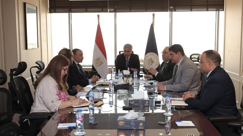 وزير السياحة