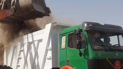 حملة نظافة مكبرة بقرى وأحياء مدينة سمالوط.. ورفع 370 طن مخلفات وقمامة