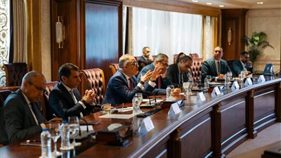 بحضور قيادات بارزة من القطاعين العام والخاص.. اللجنة التوجيهية لـ «سيتي سكيب 2026» تناقش جدول أعمال القمة