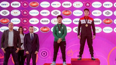 ذهب إفريقي من الدقهلية.. زياد فتحي يتوج ببطولة إفريقيا تحت 17 سنة