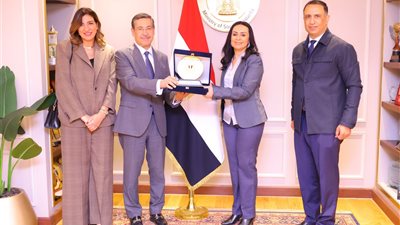 مايا مرسي تشهد دعمًا جديدًا لذوي الإعاقة.. أجهزة تعويضية لطلاب الجامعات