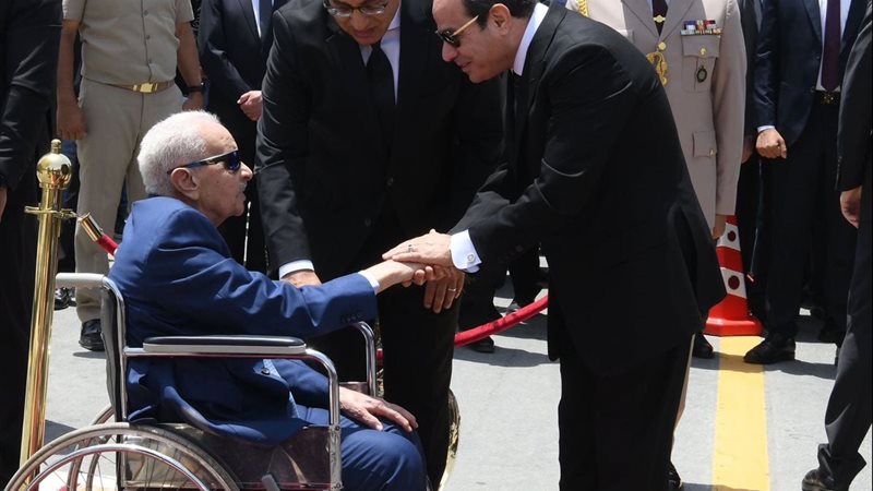 الرئيس السيسي ووالد