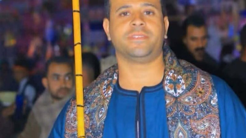 تاجر الملابس المتوفي