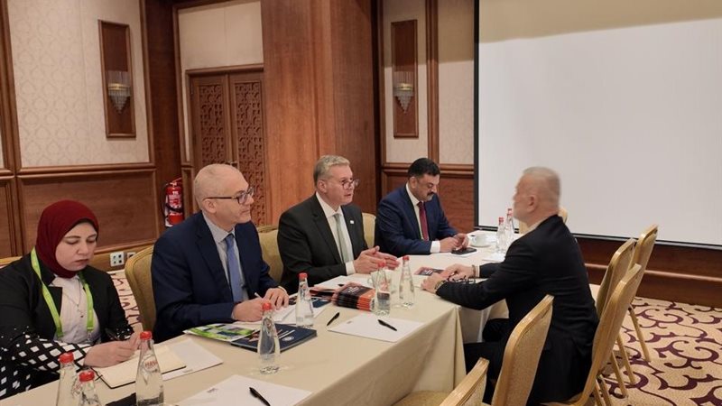 جانب من الاجتماع 